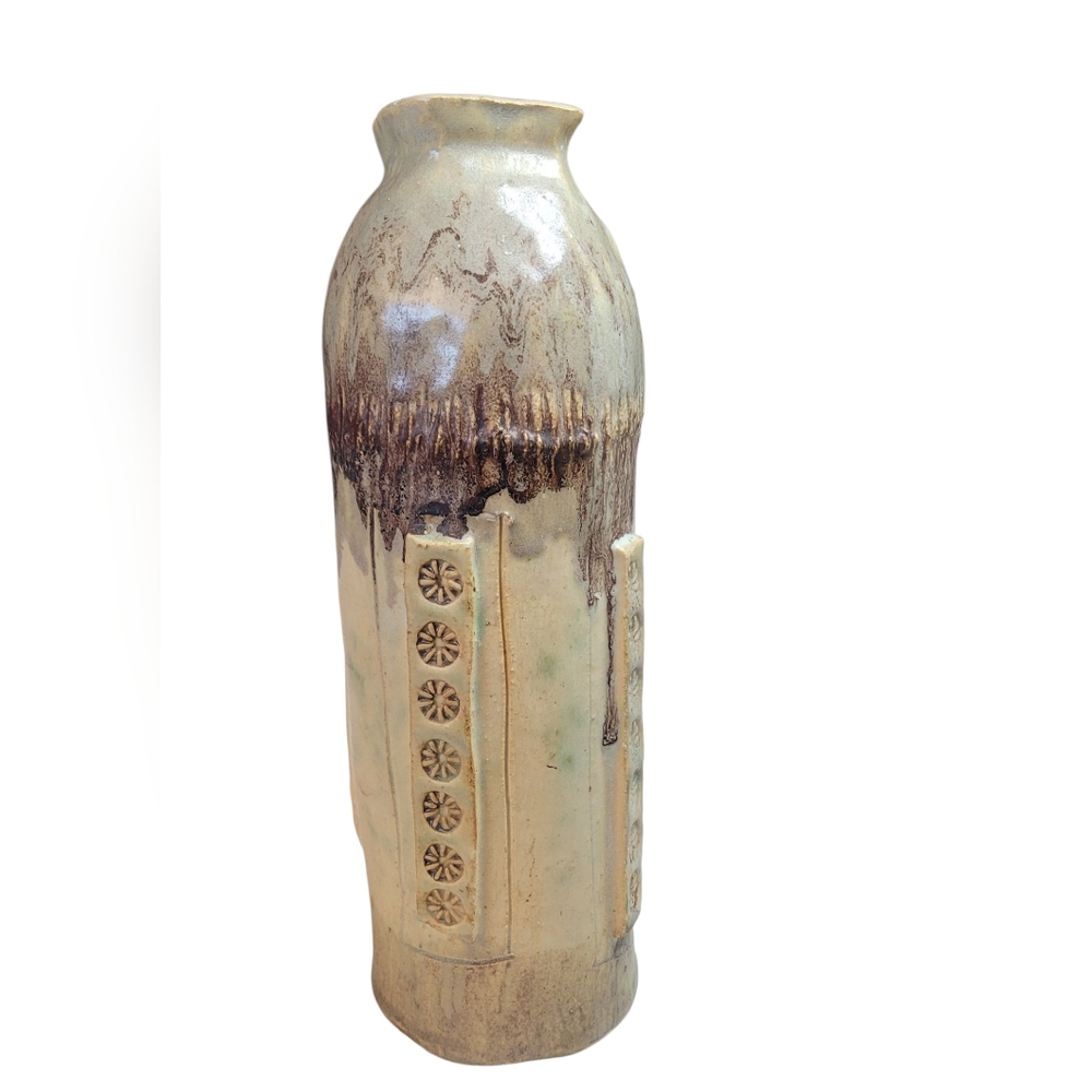 Hand Crafted Cream and Brown Ceramic Vase - Picture 14 of 16